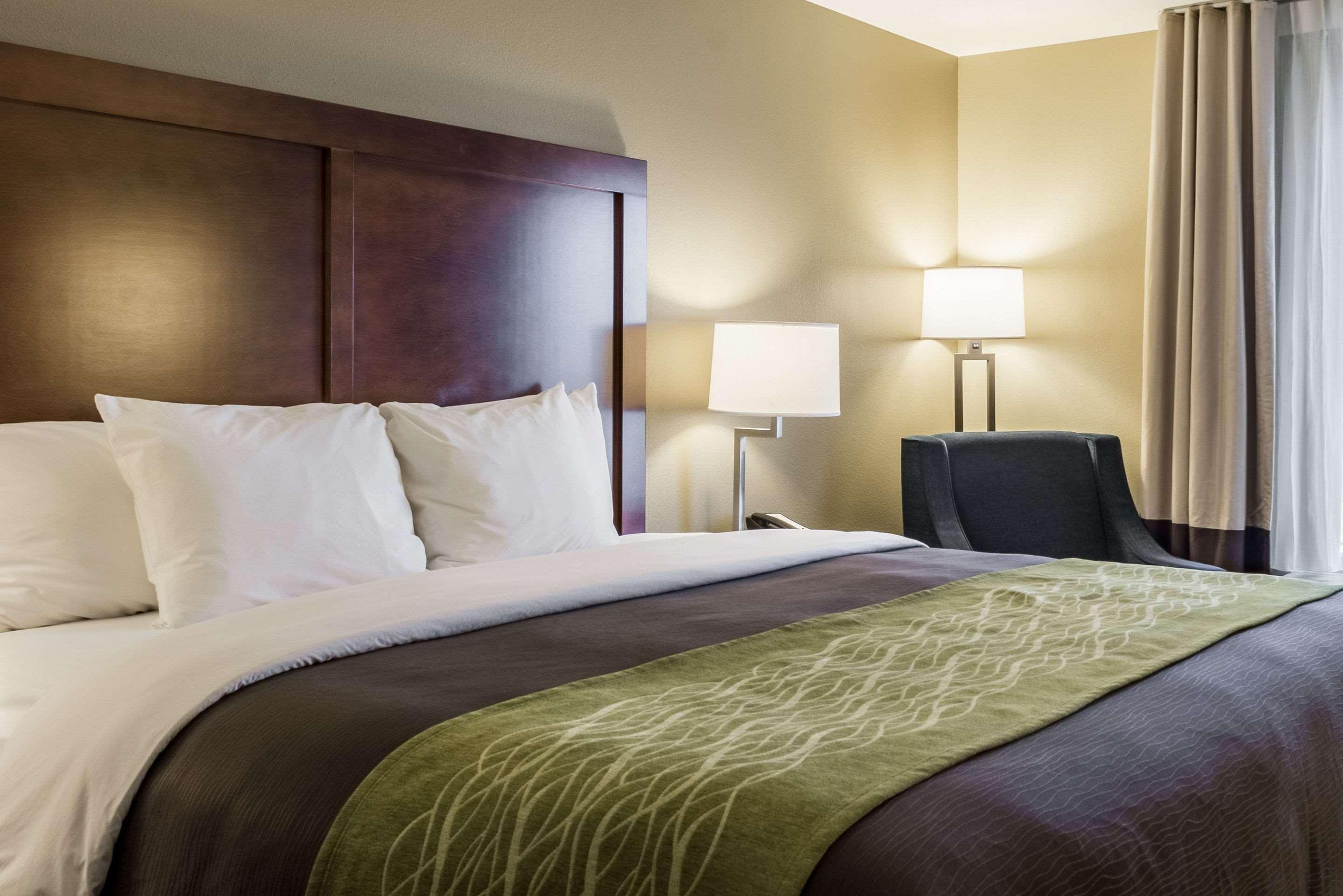 Comfort Inn & Suites Avera Southwest Sioux Falls Bagian luar foto