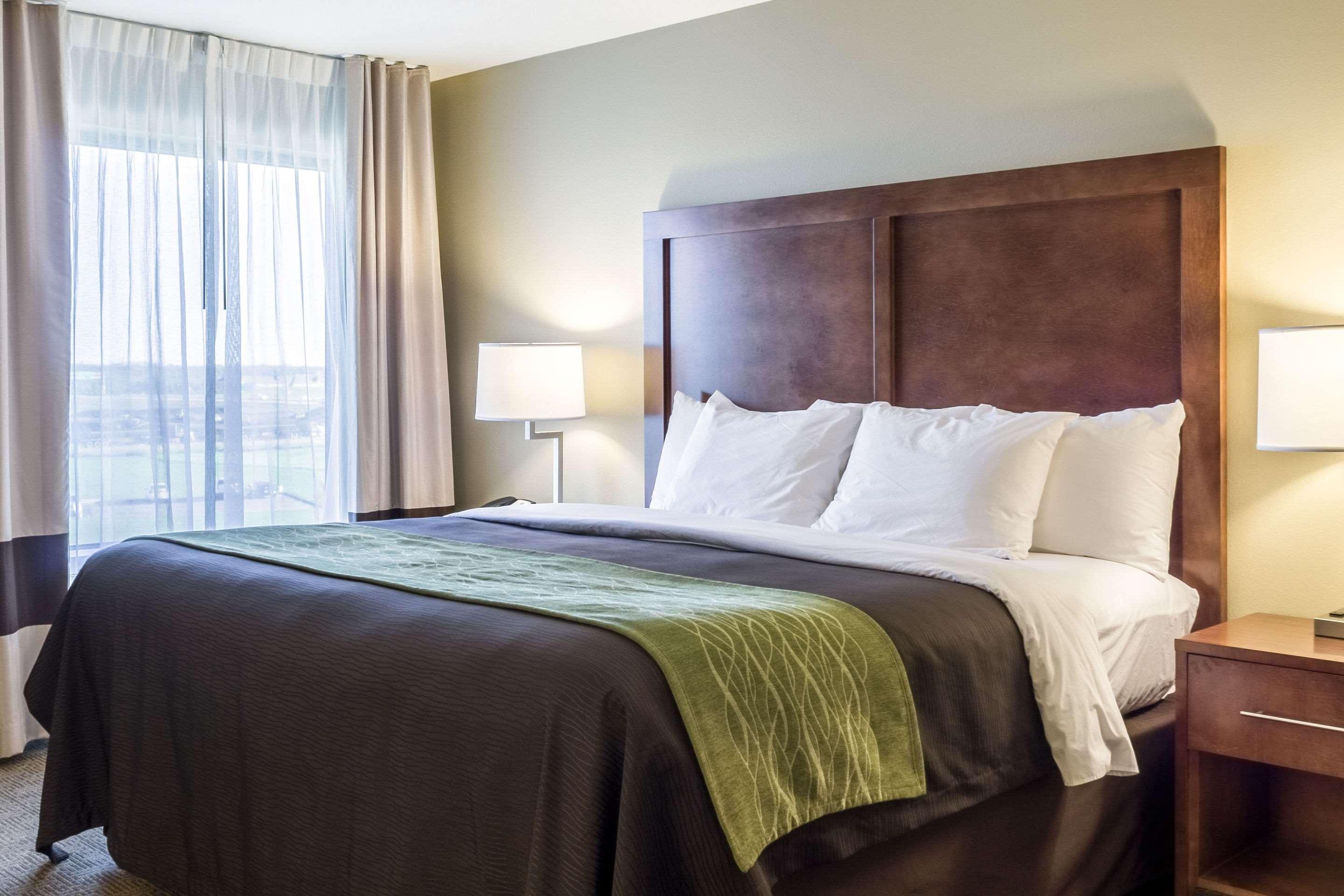 Comfort Inn & Suites Avera Southwest Sioux Falls Bagian luar foto