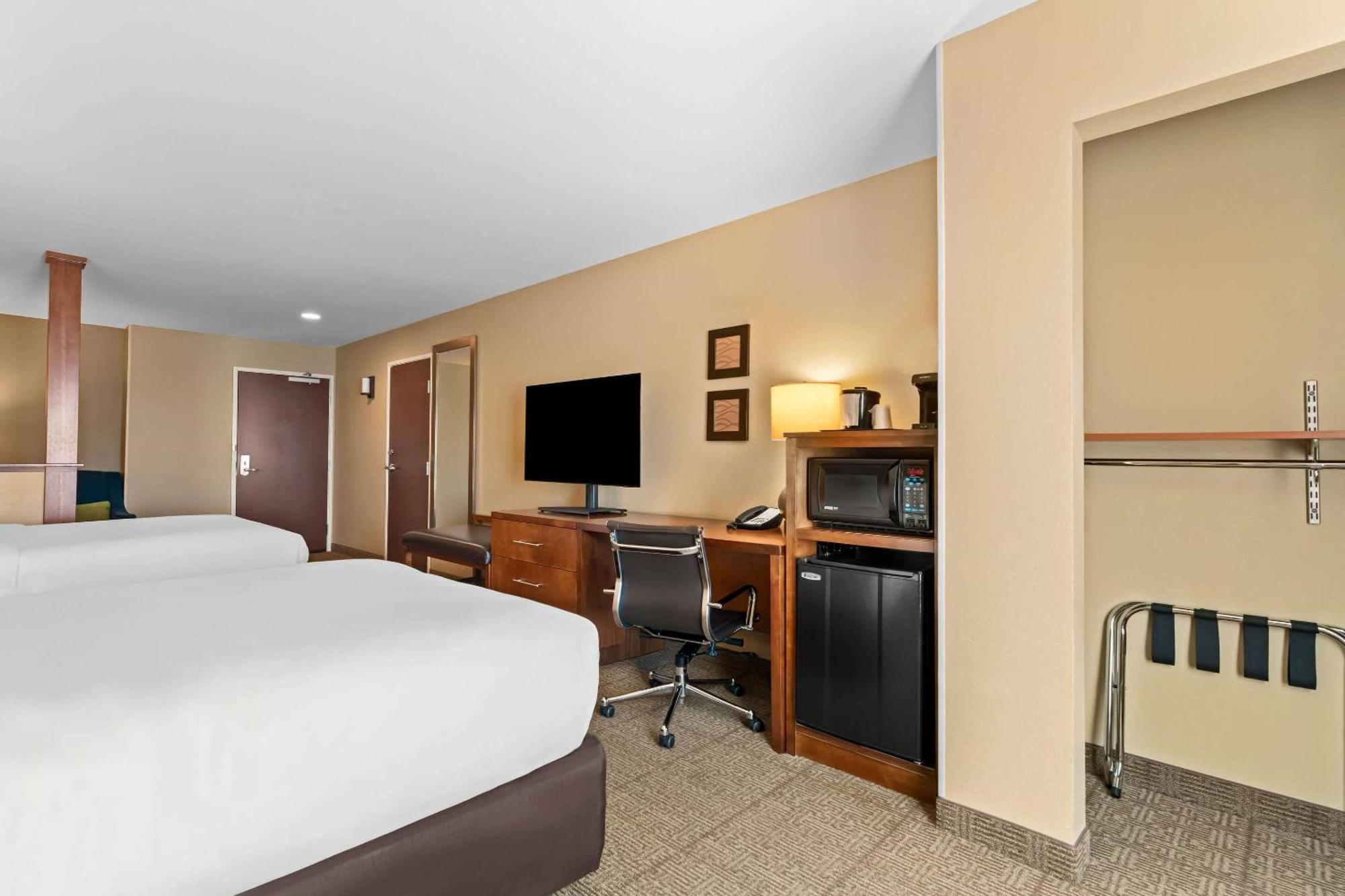 Comfort Inn & Suites Avera Southwest Sioux Falls Bagian luar foto