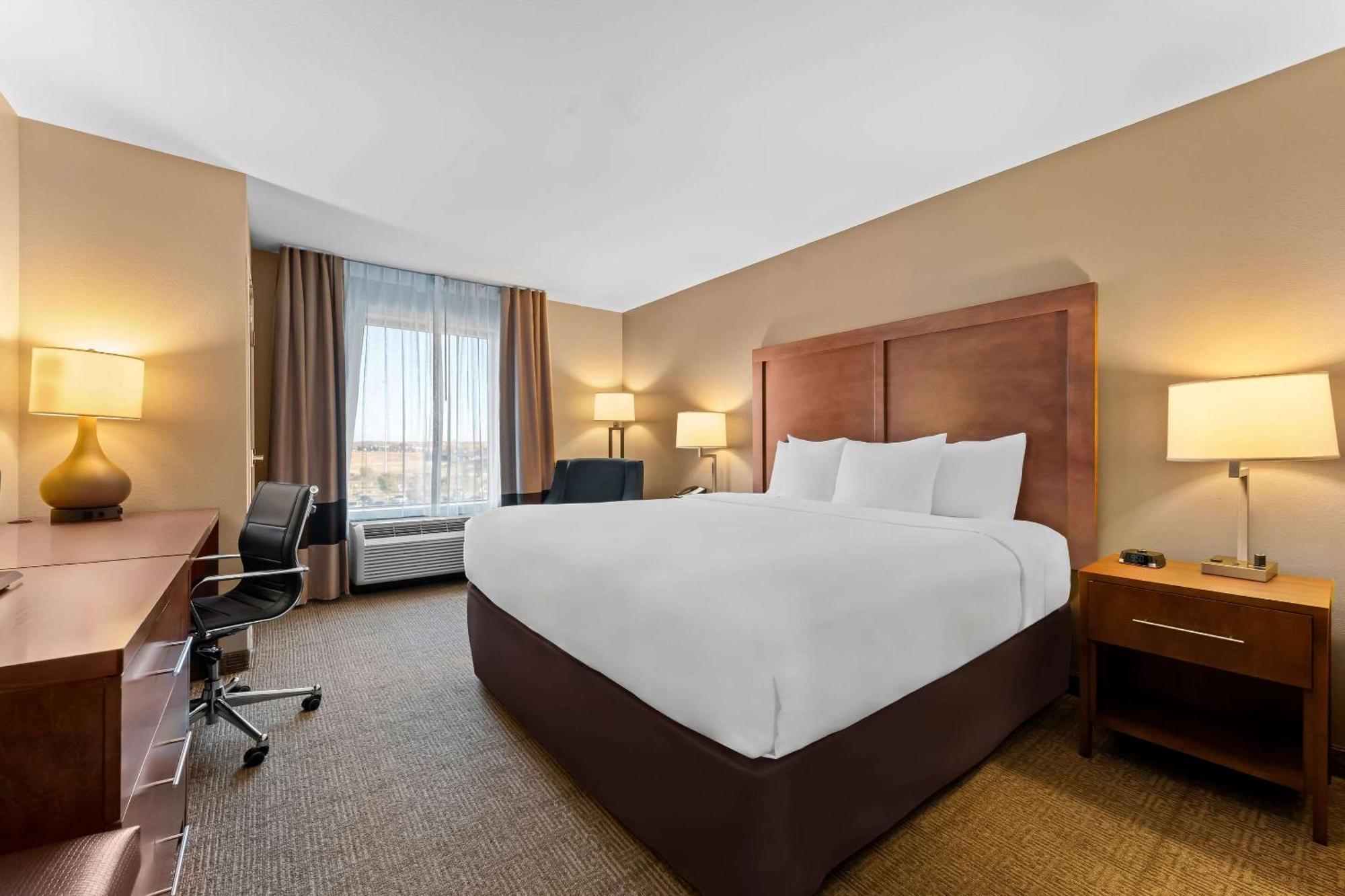Comfort Inn & Suites Avera Southwest Sioux Falls Bagian luar foto